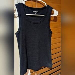 Tuckable ribbed tank top, Abercrombie and Fitch, small.